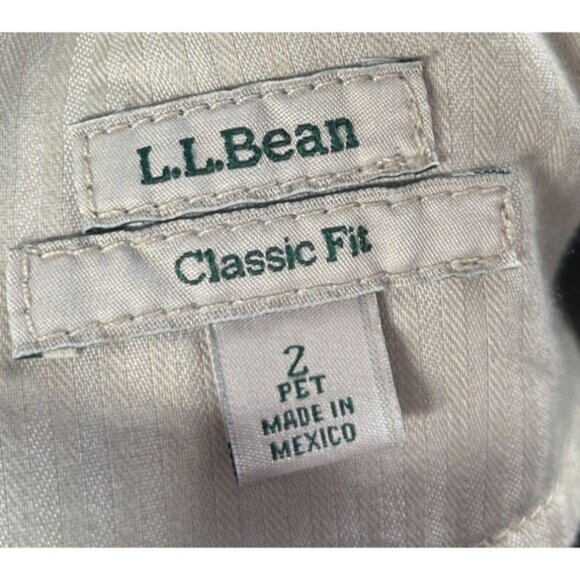 LL Bean Jeans Women's Size 2 Petite Blue Classic Fit Straight Leg - Picture 7 of 9